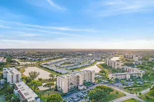 6866 Huntington Ln, Delray Beach, FL 33446 - Photo 42