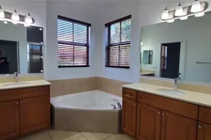 4625 NW 58th St, Tamarac, FL 33319 - Photo 18