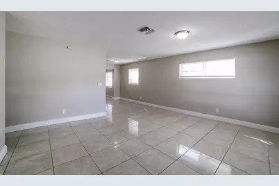 2890 NW 20th Street, Fort Lauderdale, FL 33311 - Photo 4