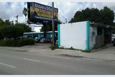 1125 NW 31st Avenue, Lauderhill, FL 33311 - Photo 2