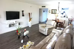 357 N Rock Island Rd, Margate, FL 33063 - Photo 2