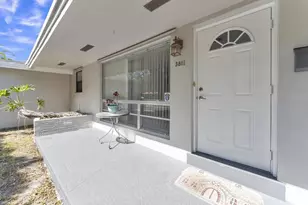 3811 Garfield St, Hollywood, FL 33021 - Photo 2