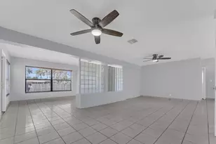 3811 Garfield St, Hollywood, FL 33021 - Photo 14