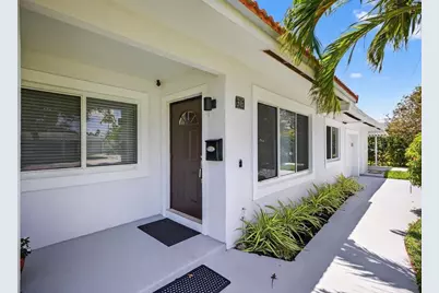 316 NW 24th Street, Wilton Manors, FL 33311 - Photo 2