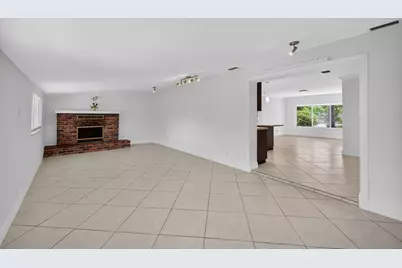 316 NW 24th Street, Wilton Manors, FL 33311 - Photo 12