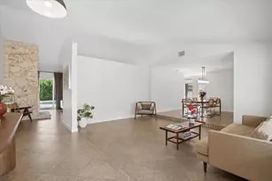 10920 NW 17th Pl, Coral Springs, FL 33071 - Photo 4