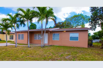 6860 Broadmoor, Pompano Beach, FL 33068 - Photo 2