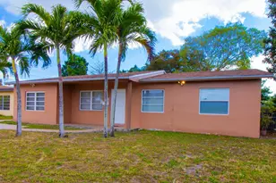 6860 Broadmoor, Pompano Beach, FL 33068 - Photo 2