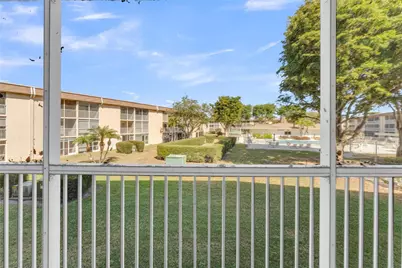 300 Village Green Circle #210, Palm Springs, FL 33461 - Photo 6