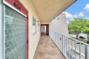 1005 Country Club Dr, Margate, FL 33063 - Photo 1