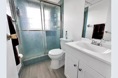 1005 Country Club Drive #404, Margate, FL 33063 - Photo 10