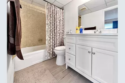 1005 Country Club Drive #404, Margate, FL 33063 - Photo 6