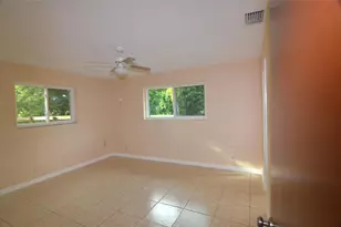 1881 SW 112th Ave, Davie, FL 33324 - Photo 10