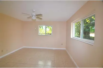1881 SW 112th Avenue, Davie, FL 33324 - Photo 18