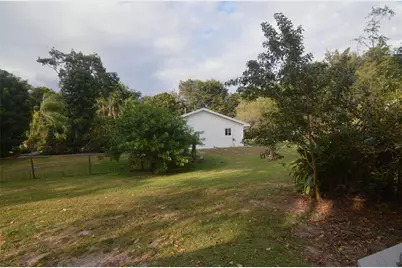 1881 SW 112th Avenue, Davie, FL 33324 - Photo 24