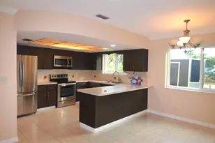 1881 SW 112th Ave, Davie, FL 33324 - Photo 6