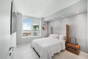 1900 N Bayshore Dr, Miami, FL 33132 - Photo 18