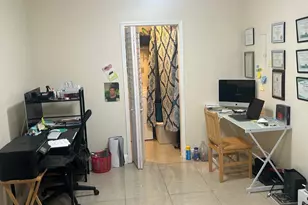 1281 SW 85th Ave, Hollywood, FL 33025 - Photo 14