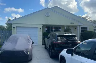 1281 SW 85th Ave, Hollywood, FL 33025 - Photo 6