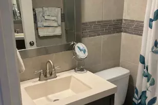 1281 SW 85th Ave, Pembroke Pines, FL 33025 - Photo 18