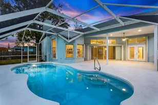 2098 SE Floresta Dr, Port Saint Lucie, FL 34984 - Photo 2