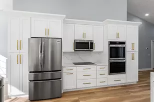 2098 SE Floresta Dr, Port Saint Lucie, FL 34984 - Photo 8