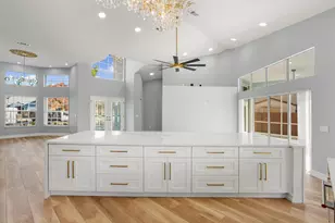 2098 SE Floresta Dr, Port Saint Lucie, FL 34984 - Photo 10