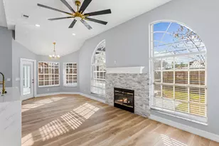 2098 SE Floresta Dr, Port Saint Lucie, FL 34984 - Photo 12