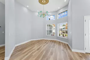 2098 SE Floresta Dr, Port Saint Lucie, FL 34984 - Photo 8