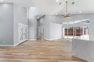 2098 SE Floresta Dr, Port Saint Lucie, FL 34984 - Photo 16