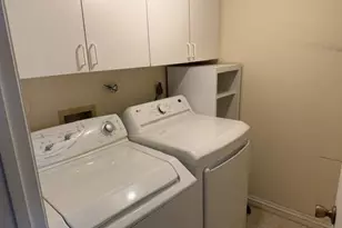 301 SW 158th Terrace, Pembroke Pines, FL 33027 - Photo 16