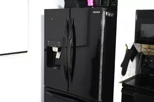 1647 W 72nd St, Hialeah, FL 33014 - Photo 12