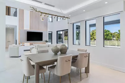 3716 Embassy Drive, West Palm Beach, FL 33401 - Photo 4