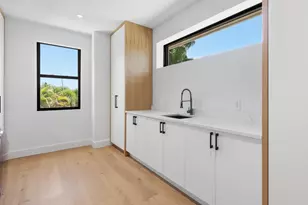 3716 Embassy Dr, West Palm Beach, FL 33401 - Photo 32