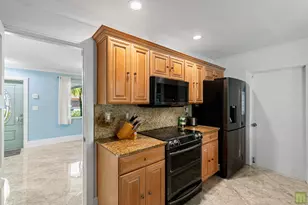 661 NW 42nd Ave, Coconut Creek, FL 33066 - Photo 16