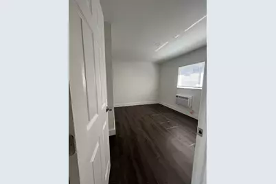 2300 NW 6th Street #6, Fort Lauderdale, FL 33311 - Photo 4