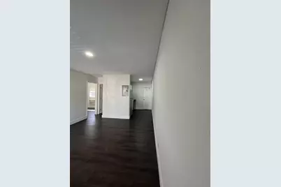 2300 NW 6th Street #6, Fort Lauderdale, FL 33311 - Photo 2