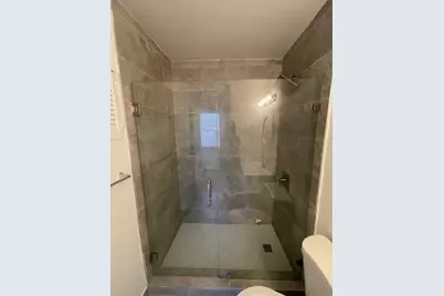 411 SE 10th Street #5, Hallandale Beach, FL 33009 - Photo 10