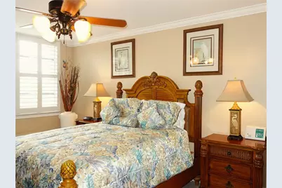 625 Oaks Drive #302, Pompano Beach, FL 33069 - Photo 6