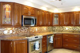 625 Oaks Dr, Pompano Beach, FL 33069 - Photo 2