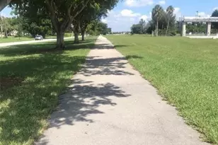 625 Oaks Dr, Pompano Beach, FL 33069 - Photo 90