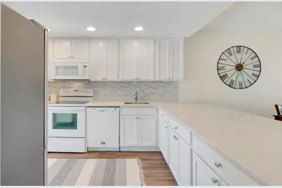 750 N Ocean Boulevard #1105, Pompano Beach, FL 33062 - Photo 16