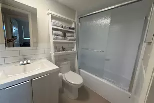 2791 N Pine Island Rd, Sunrise, FL 33322 - Photo 20