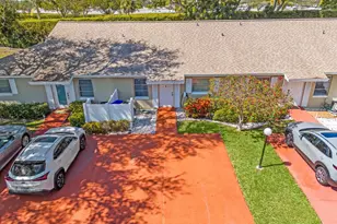 18801 Candlewick Dr, Boca Raton, FL 33496 - Photo 32