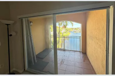 165 NW 96th Te #3306, Hollywood, FL 33024 - Photo 10