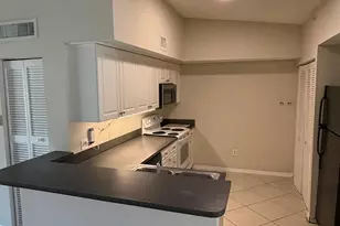 165 NW 96th Te, Pembroke Pines, FL 33024 - Photo 20