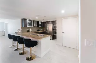 9400 W Bay Harbor Dr, Bay Harbor Islands, FL 33154 - Photo 4