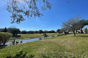 7341 NW 18th St, Margate, FL 33063 - Photo 16