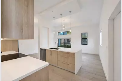 4369 NW 9th Street, Plantation, FL 33317 - Photo 8