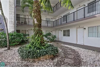 924 SE 2nd Street #3, Fort Lauderdale, FL 33301 - Photo 18